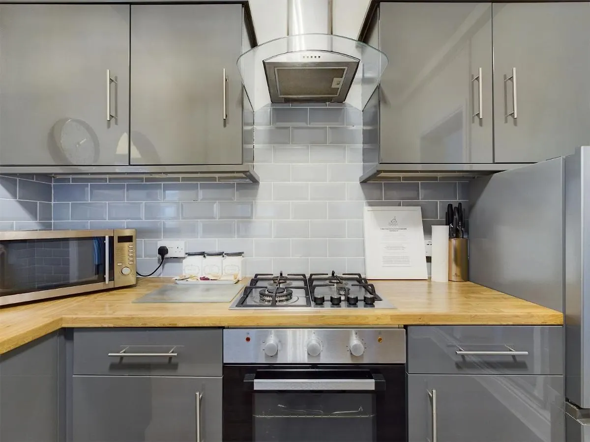 Holiday home Rondeva Villa Chester United Kingdom