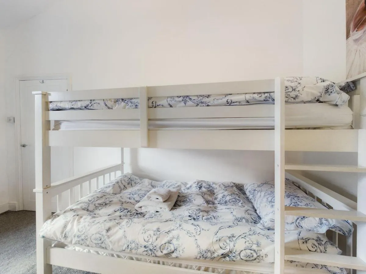 Holiday home Rondeva Villa Chester