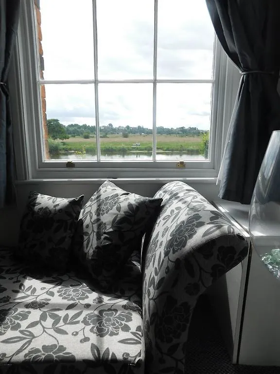 Rondeva Villa Chester 0*,  United Kingdom