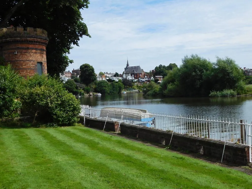 Rondeva Villa Chester 0*,  United Kingdom