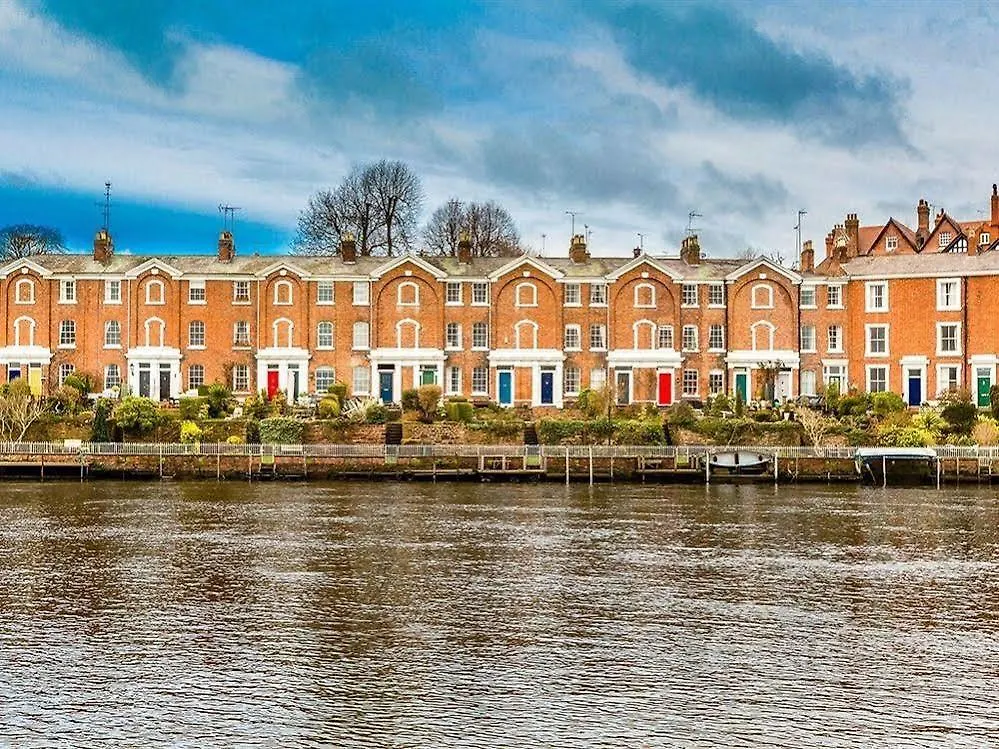 Holiday home Rondeva Villa Chester